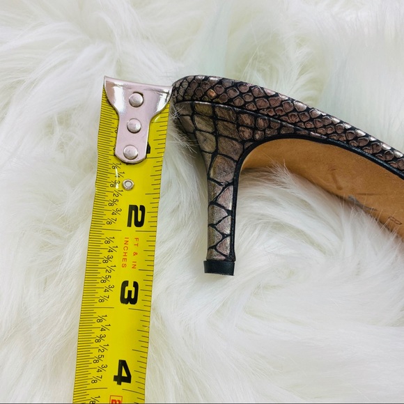Cavallini Silver Reptile Print Pointed Toe Heels 8 - Picture 7 of 7